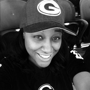 Meet your Posher, Khari